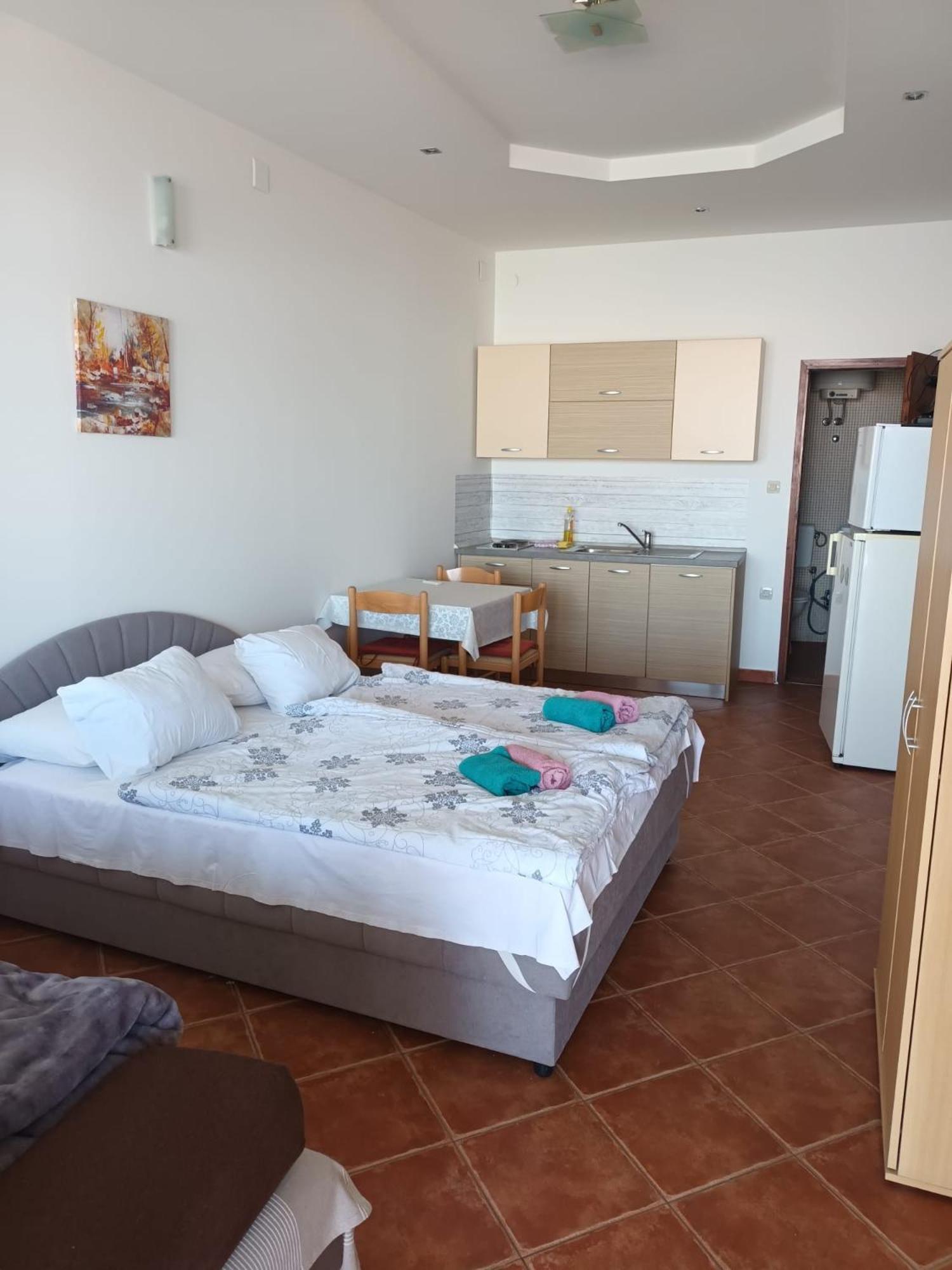 Vuke Apartments Сень Экстерьер фото